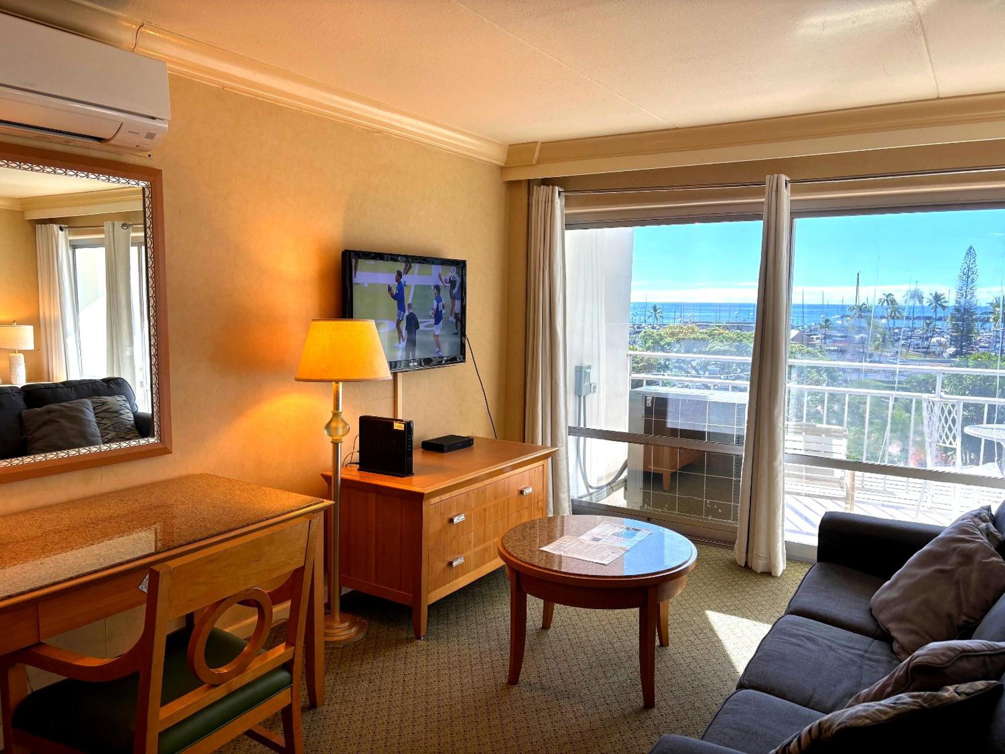 Ilikai Apt 308 - Spacious Studio With Stunning Ocean & Harbor Views Honolulu Exterior photo